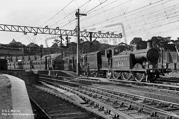B575 1930c Crystal Palace low level