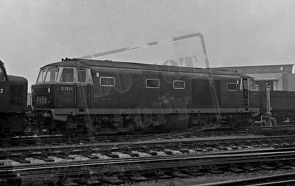 D7014 1962-06 Bath Road