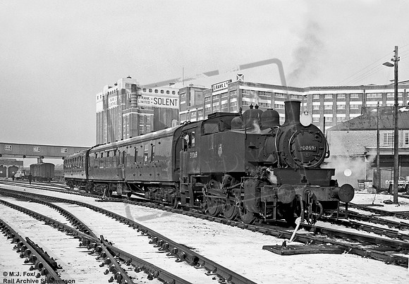 30069 1963-02-02 Southampton Docks