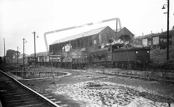 64537 1963 Polmont shed