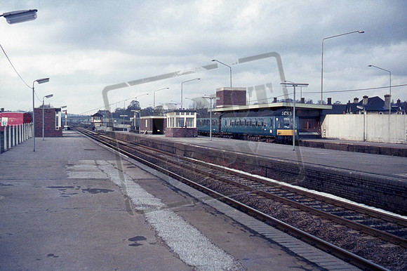 DMU class 127 1969-02-22 Mill Hill Broadway