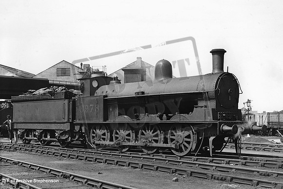 LNWR 8978 1930s Watford shed