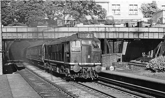 D5135 1961c Camden
