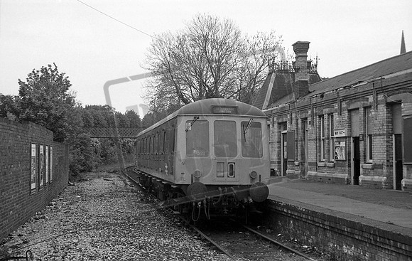 DMU M55006 1971c Stourbridge Town