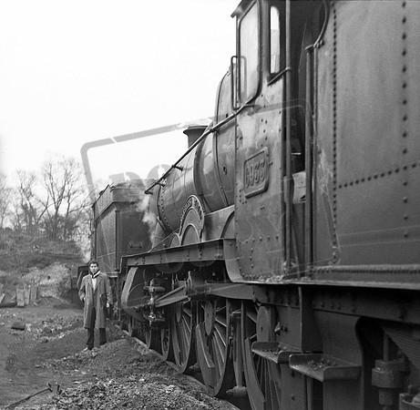 6933 1962-03-30 Basingstoke