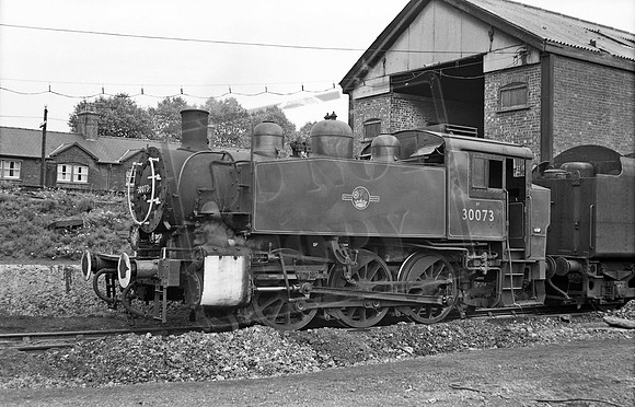 30073 1966 Eastleigh shed