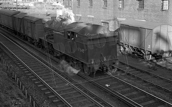 67645 1962-08-25 Heaton