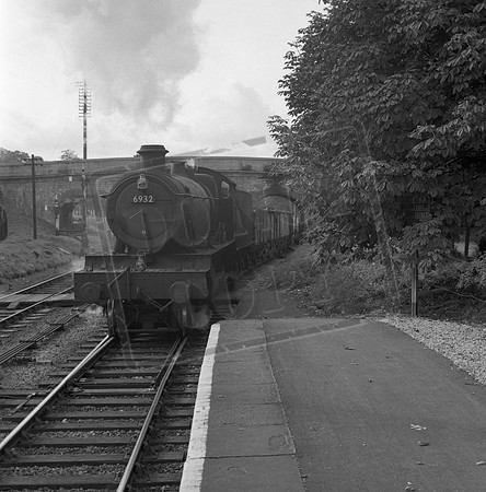 6932 1955-10-15 Bathampton