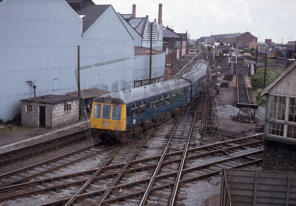 DMU E50019 1977-06-29 Lincoln