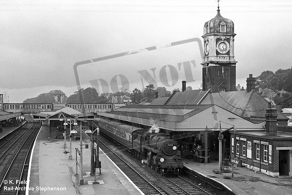 76015 1957c Southampton Central