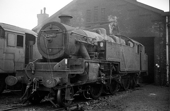 42629 1963-10-27 Kirkby-in-Ashfield