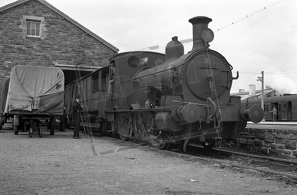 30586 1955-10 Wadebridge