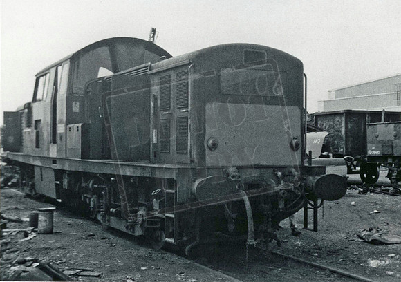 D8605 1969-06-29 Drapers Hull Scrapyard Hull