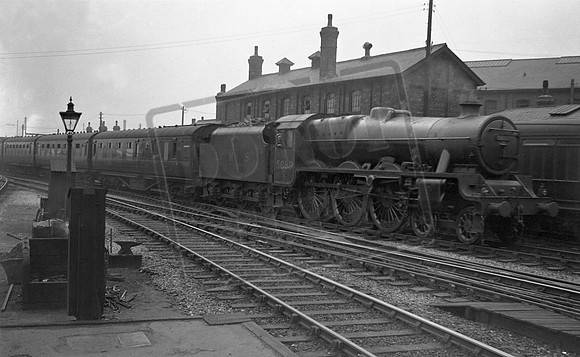 5689 1930s Derby