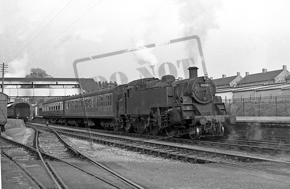 82040 1950s Shepton Mallet High Street