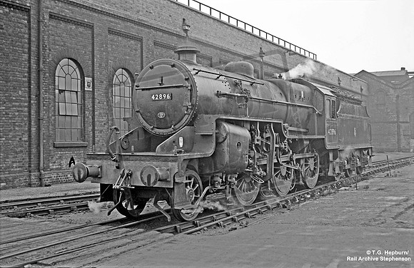 42896 1963 Nottingham shed