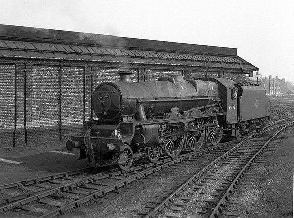 45698 1961c Patricroft