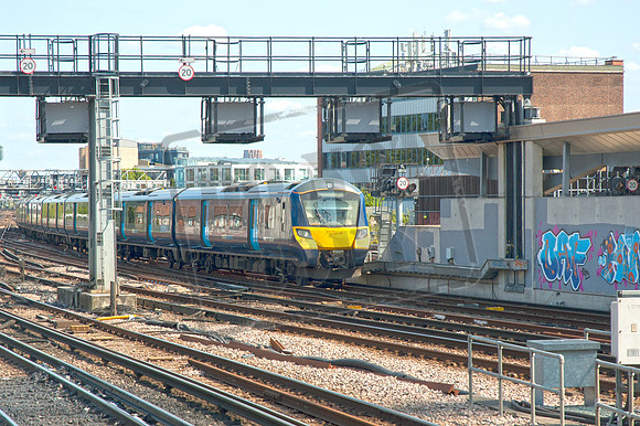 707014 2025-06-16 London Bridge