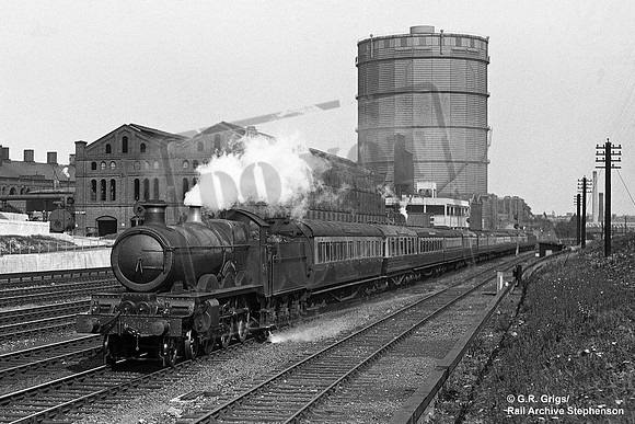 4067 1932-08-07 Kensal Green