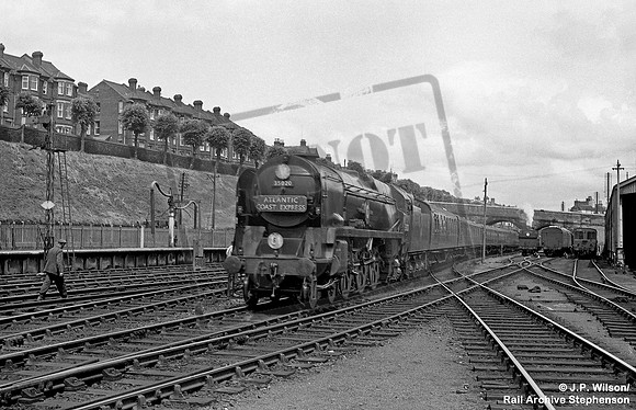 35020 1958-06-26 Exeter Central