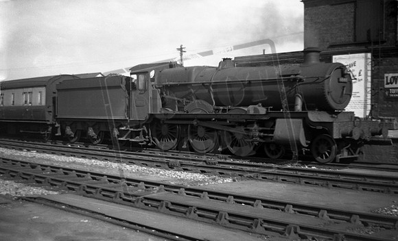 6848 1956-07-30 Swindon Station