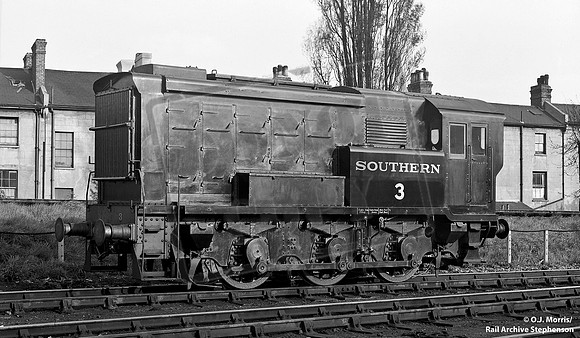 SR 3 1940s Norwood Shed