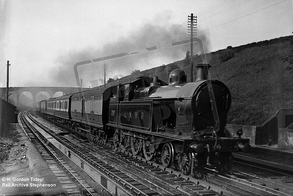 LNWR 1186 1913c Bushey