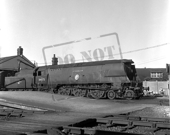 34073 1961-11-04 Southampton