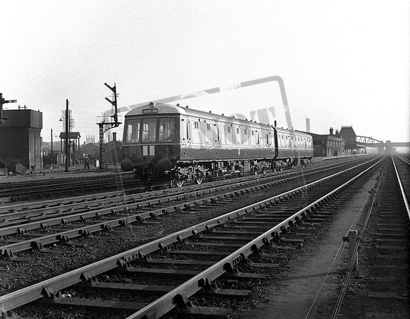 DMU 1957-01-10 Peterborough North
