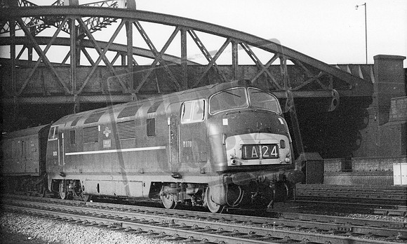 D870 1960s Old Oak Common