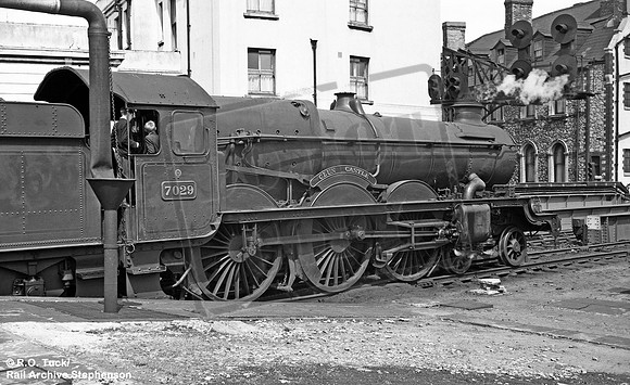 7029 1961-05-12 Cardiff General