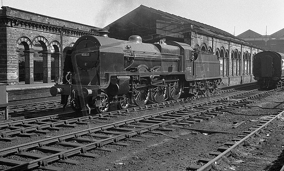 45537 1956-06-01 Crewe