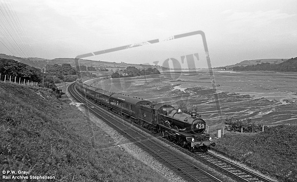 5039 1959 Hackney near Newton Abbot