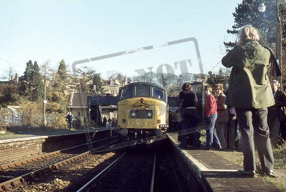 46001 1978-11-25 Bradford Upon Avon