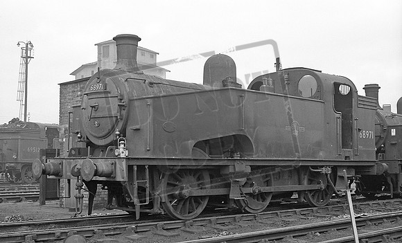 68971 1961-01-15 Hornsey