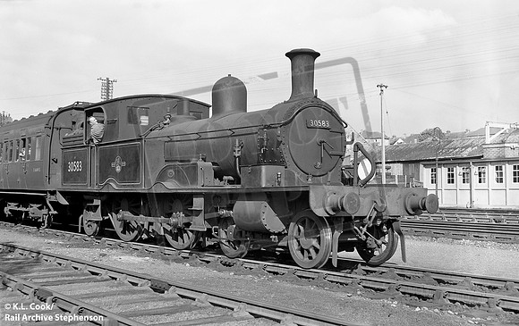 30583 1960-08-29 Axminster