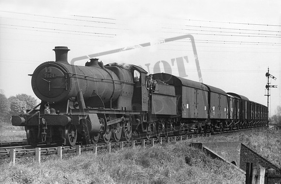 2824 1950s Kennington Junction