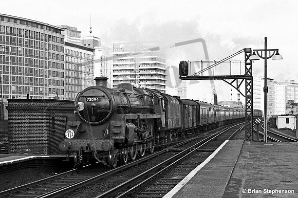 73094 1964-09-27 Vauxhall