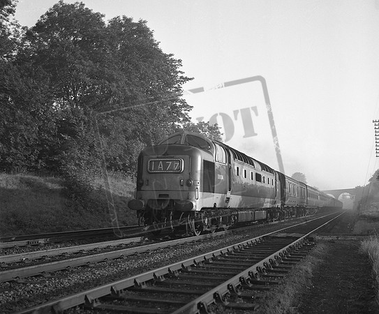 D9004 1963-07 Near Little Ponton