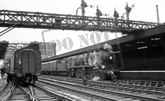 34077 1965 Bournemouth Central