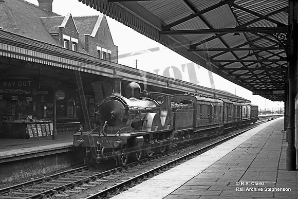 LSWR 686 1920s Basingstoke