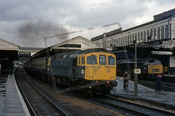 33026 1975 Exeter