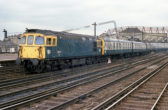 33103 1982c Clapham Jcn