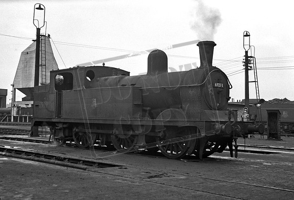 69273 1953c 34E Neasden