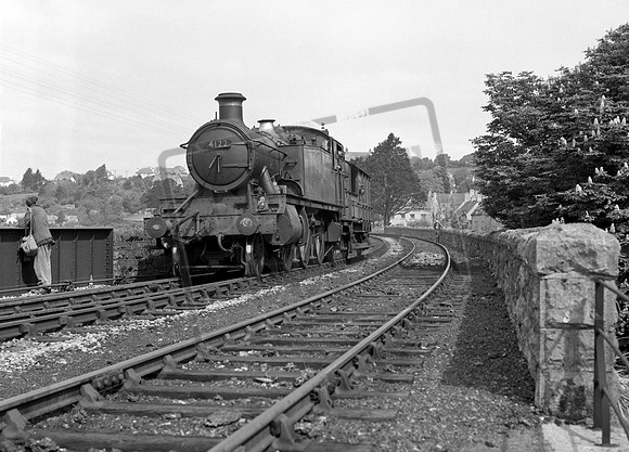 4122 1963-05-09 Tenby