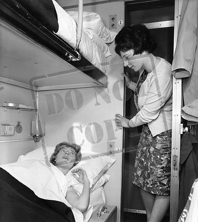 Carriage 1960s 2nd Class sleeping car
