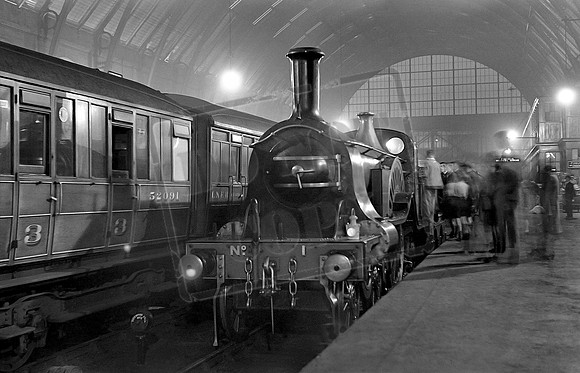 GNR 1 1938-09-11 King's Cross