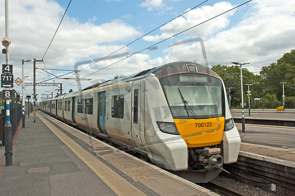 700123 2025-06-16 Finsbury Park