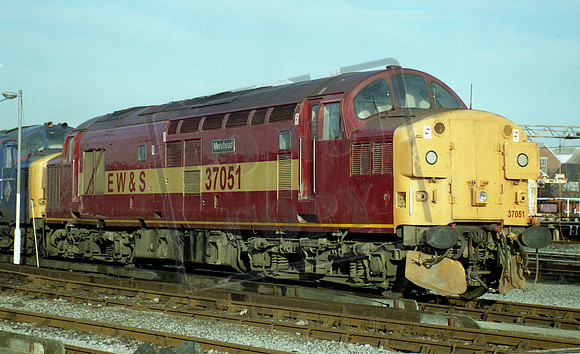 37051 2000c Eastleigh