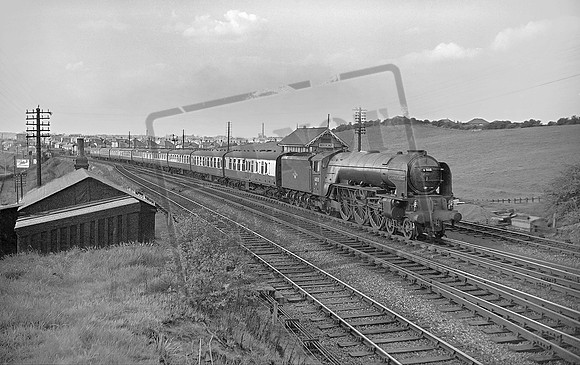 60118 1957-04-28 Leeds Beeston Junction